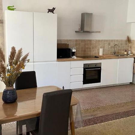 L'Ecrin Des Calquieres Apartment Ним Екстериор снимка